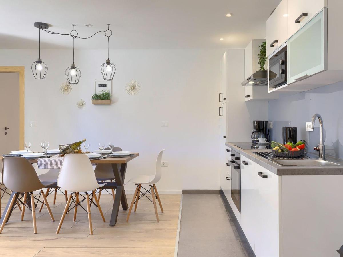 Holiday Home Laura By Interhome Pula Exterior foto