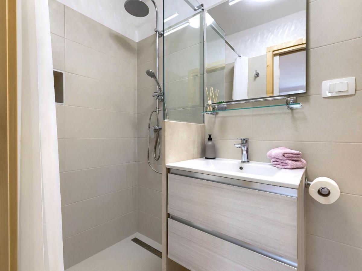 Holiday Home Laura By Interhome Pula Exterior foto
