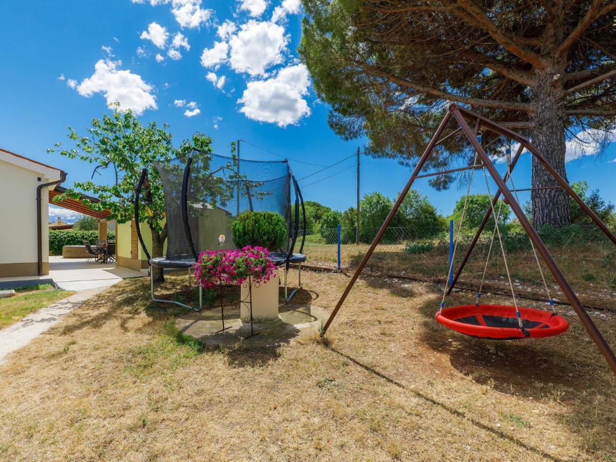 Holiday Home Laura By Interhome Pula Exterior foto