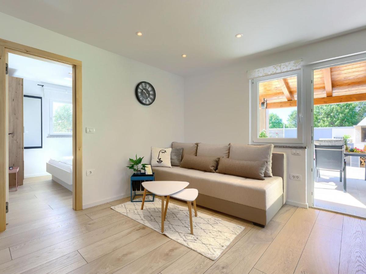 Holiday Home Laura By Interhome Pula Exterior foto